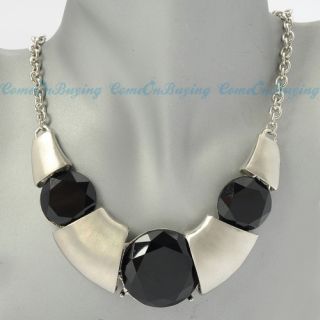   Chain Trapezoid Black Circle Resin Beads Pendant Bib Necklace