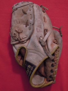 Bobby Bonds Wilson 10 inch Baseball Glove Mitt