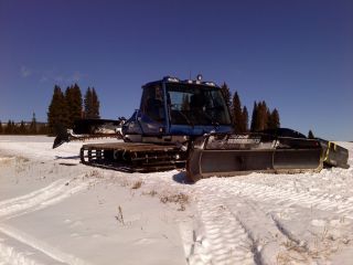 Bombardier BR 350 snowcat Prinoth snow groomer