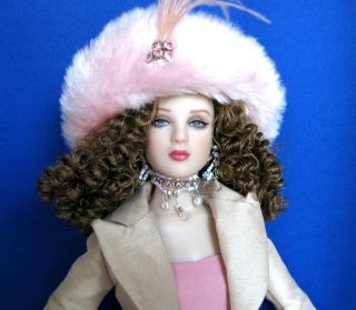 Robert Tonner 16” Antoinette Jolie Doll – Sold Out