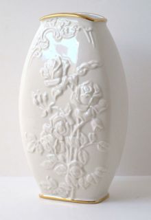  Lenox Sculptural Rose Vase 24K Rim Handcrafted
