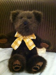 Boyd Bear Plush Wally B Beartoes Bear