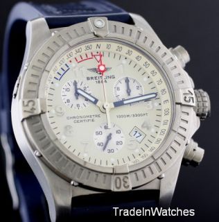 Breitling Chrono Avenger M1 Mens Quartz Chronometer Chronograph Watch 