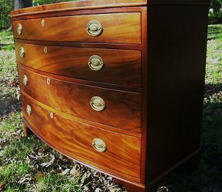   Style Bowfront Mahogany Antique Chest of Drawers/Dresse​r