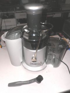 Breville JE95XL Juice Fountain Juicer 850 Watt 2 Speed Gently Used 