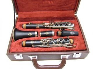 buffet crampon e11 b france wood clarinet with case description this 