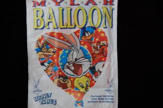 18 Looney Tunes Bugs Bunny Daffy Vintage Mylar Balloon