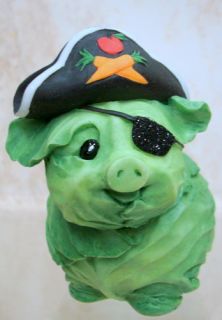 Home Grown Cabbage Dog Pirate Enesco Halloween 4017526