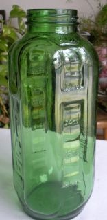 Emerald Green Glass Water Juice Bottle 40 oz Owen Illinois