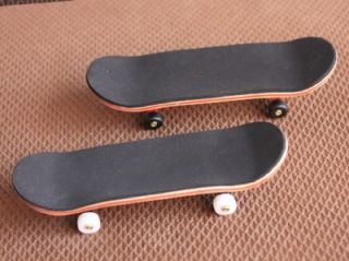   Bearing Wheels Wooden Canadian Maple Deck Fingerboard Skateboards D48