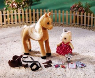 CALICO CRITTERS Willow and Carlys First Horse Show NEW IN BOX