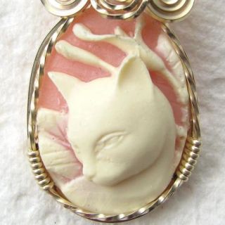 Calla Lily Cat Cameo Pendant 14k Rolled Gold Jewelry