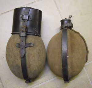 Original 2 german canteens one with cup other variant without it 