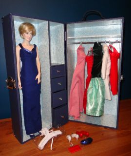 Princess Diana Franklin Mint Wardrobe Doll and Trunk with Dresses 