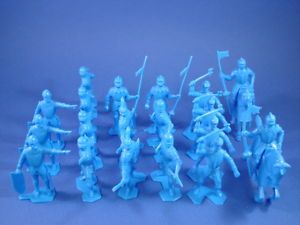 Plastic Toy Soldiers Marx Medieval Castle Playset 54mm Blue Knights 21 