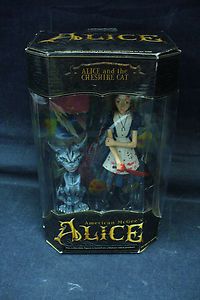   McGEES ALICE   ALICE BLOODY VARIANT w/CHESHIRE CAT (EA GAMES/2000