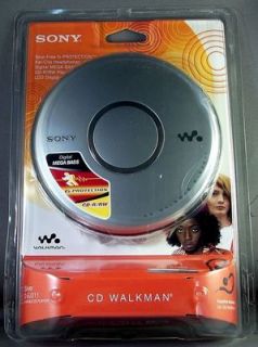 Sony DEJ011 Walkman Portable CD Player w Ear Clip Headphones Mega Bass 