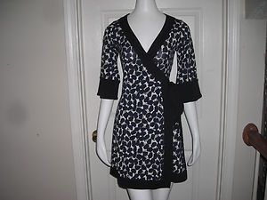 Diane Von Furstenberg DVF Silk Wrap Dress Size 2