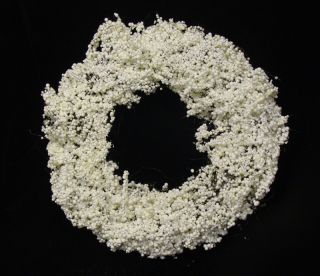   Decorative Artificial White Iced Berry Christmas Wreath Unlit