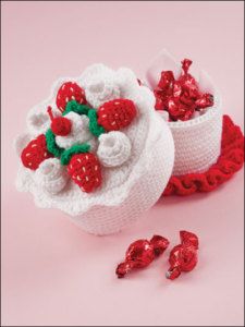 So Cute Christmas Cakes Cookies Treats Yummy Crochet Pattern Book New 
