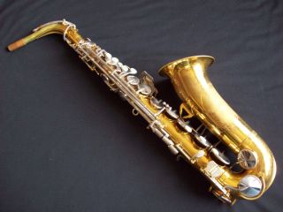 Vintage KING CLEVELAND H.N. WHITE CO Alto Saxophone USA + Case