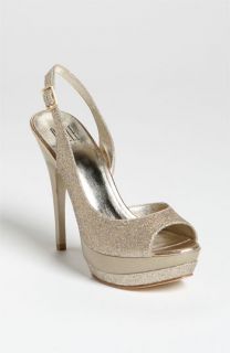 Pelle Moda Gleam Pump