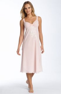 Oscar de la Renta Elegant Romance Nightgown