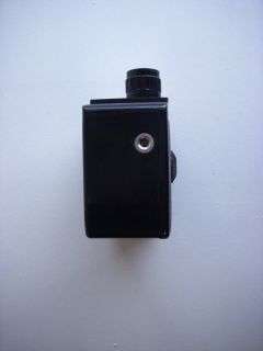 about this item up for sale is this croydon deluxe 8mm movie camera