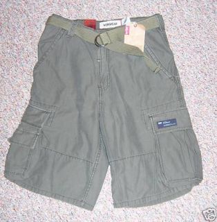  Levi's Green "Work Wear" Cargo Shorts Size 29