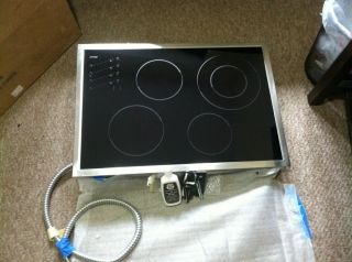 Dacor ETT304S 30 in Electric Cooktop