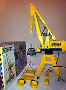 Digger Dan Construction Crane ELECTRIC TOY CRANE IN ORIGINAL BOX WITH
