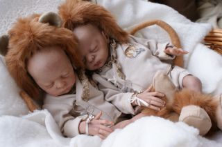 Babies Darcey and Danielle have been given their Fairy Wings THEY