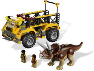 This auction is for one (1) Lego Dino 5885 Triceratops Trapper