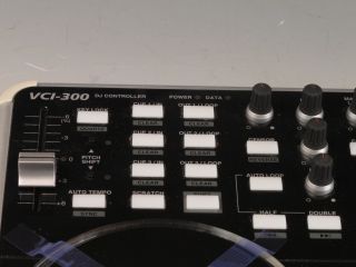 Vestax DJ Controller VCI 300 w Serato Itch