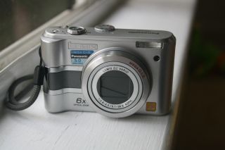 Panasonic Lumix DMC LZ3S 5MP Digital Camera