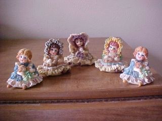 Collection Figurine Little Girls Dollar Tree KS
