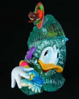 Disney Cinemagic Capsule Diorama Donald Duck Chip Dale