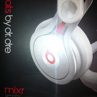 Monster Beats by dr dre Mixr Created By David Guetta LIMITED
