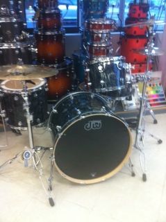 DW Performance Series Drum Set 3 PC New Rock Set Up
