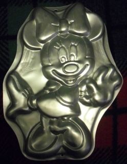 Disney Minnie Mouse Cake Pan Wilton 1998 15 5 tall Metal Birthday Pan