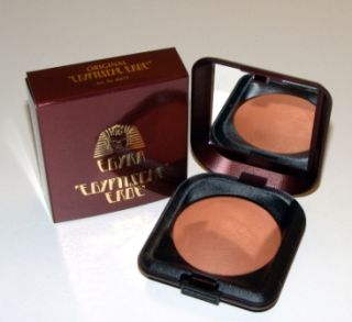 Use  to get this fabulous bronzer compact delivered