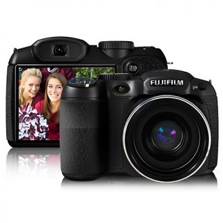 Fujifilm S1800 12MP 18X Zoom SLR Style Camera with Software