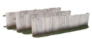 Britains 17919 Three Plank Fence Straight Sections