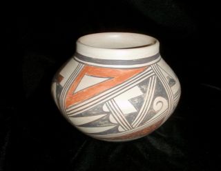 Evelyn Poolheco Hopi Pueblo Native American Indian Handcoiled Pottery