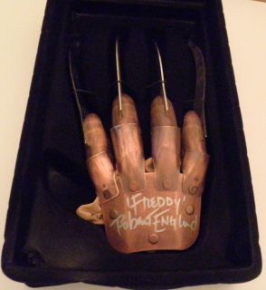Robert Englund Freddy Krueger SIGNED Authentic Autograph Replica Claw