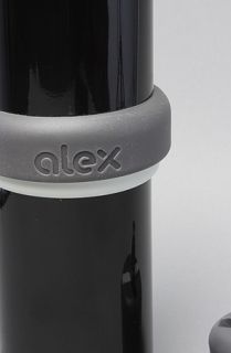 Alex Bottles The 32oz Timeless Bottle in Black Grey
