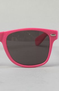 G5 Threads Pink iLLban Shades Concrete