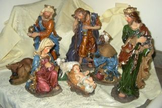 christmas nativity set large size 8 pieces the standing figurines are