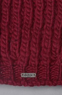 deLux The Ribbed Knit Beret in Bordeaux