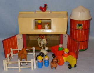 Vintage Fisher Price Farm Playset Toy with Little People Old Barn